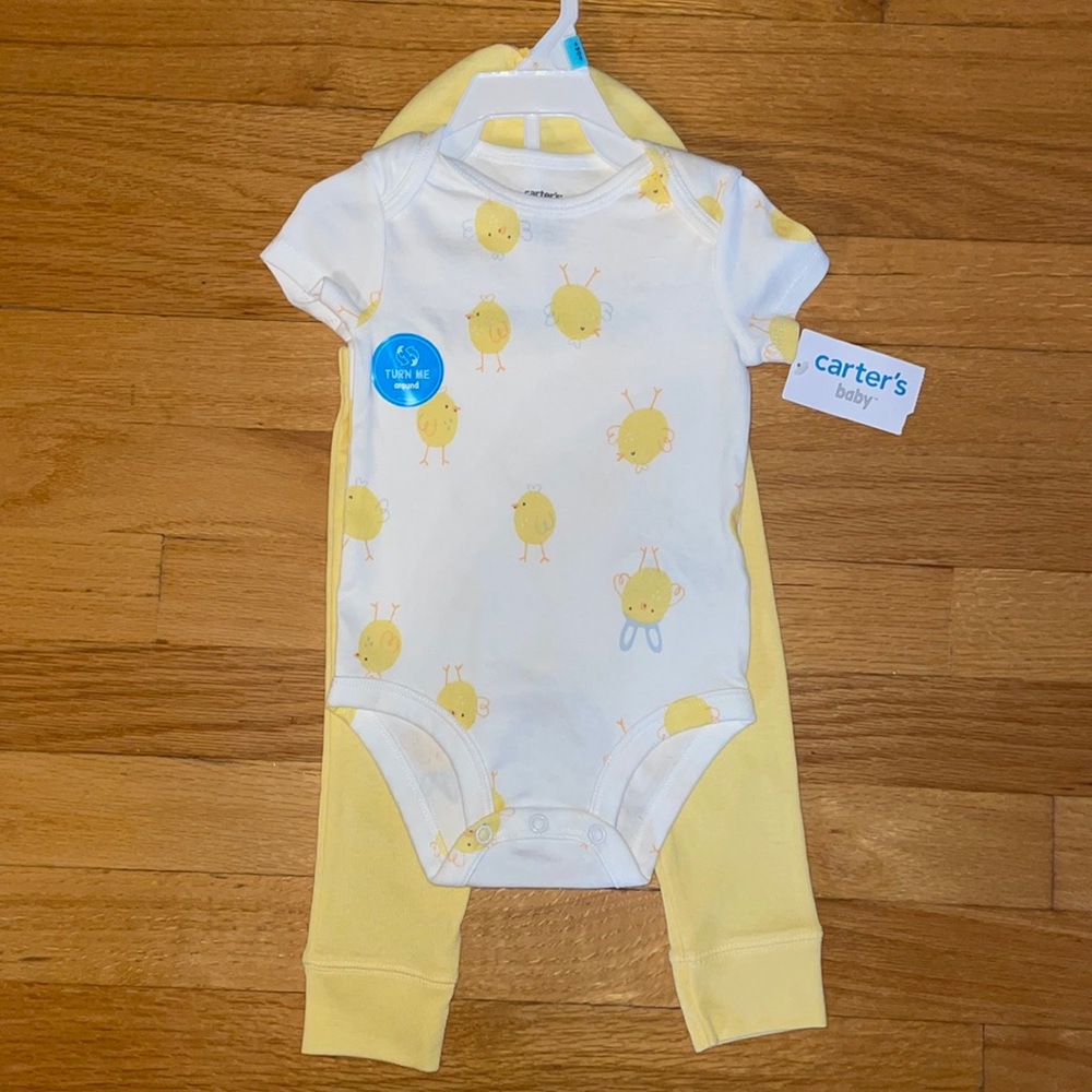 Carter's baby outfit NWT